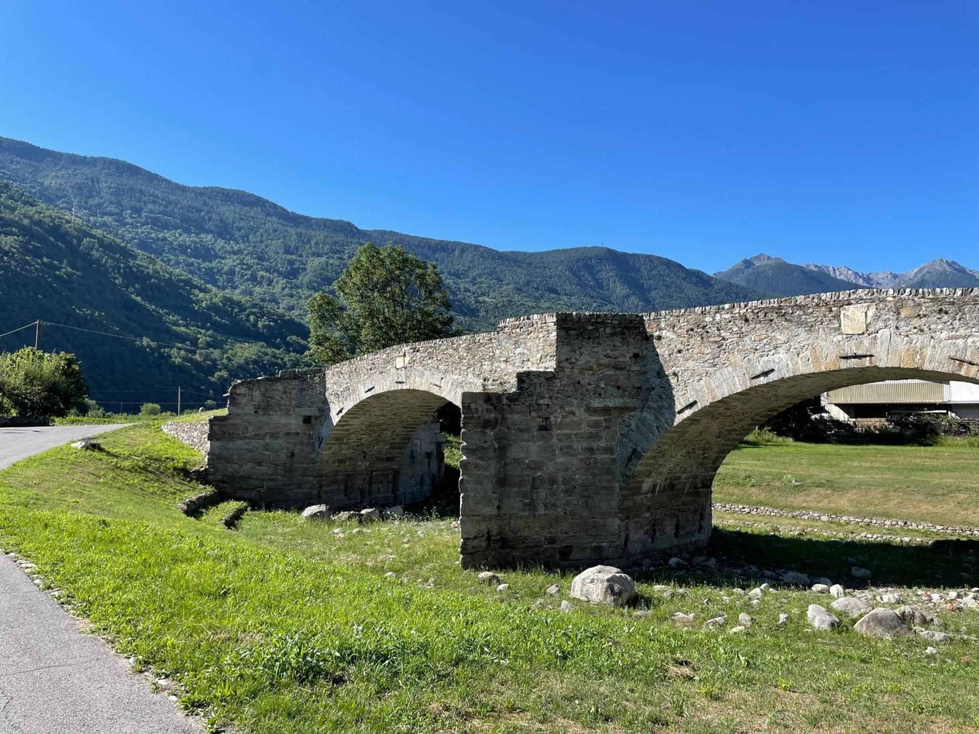 Hotel Ca Marasciol A 5 Minuti Dal Trenino Rosso Del Bernina Express à Villa di Tirano Extérieur photo
